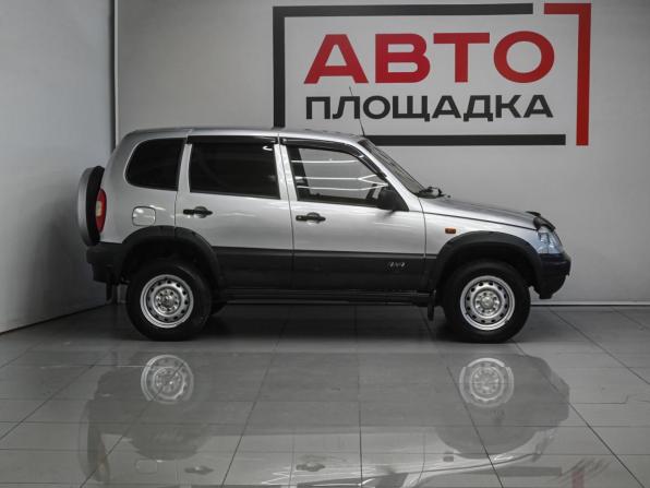 Chevrolet Niva I с пробегом 2005 года, цена 529 000 рублей, 141630 км, внедорожник, Автокод Объявления