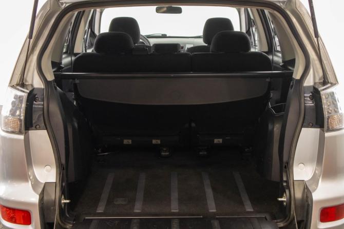 Mitsubishi Outlander II Рестайлинг с пробегом 2010 года, цена 1 249 000 рублей, 157000 км, внедорожник, Автокод Объявления