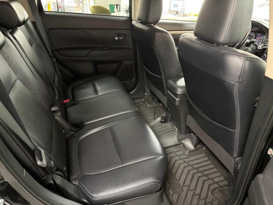 Mitsubishi Outlander III Рестайлинг 2 Киров  - изображение 12