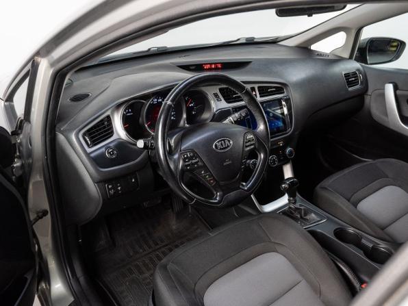 Kia Ceed II с пробегом 2015 года, цена 1 050 000 рублей, 168690 км, хэтчбек, Автокод Объявления