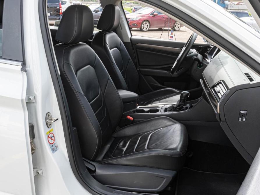 Volkswagen Jetta VII Краснодар  - изображение 16