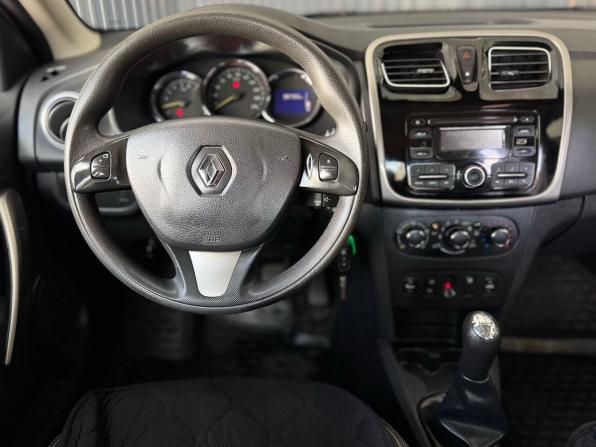 Renault Logan II с пробегом 2016 года, цена 719 000 рублей, 99755 км, седан, Автокод Объявления