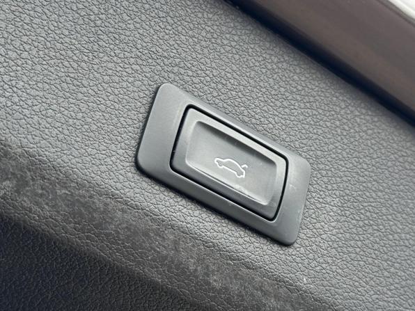Audi Q7 I (4L) Рестайлинг с пробегом 2013 года, цена 2 400 000 рублей, 286948 км, внедорожник, Автокод Объявления