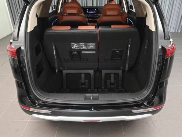 Kia Carnival IV с пробегом 2022 года, цена 4 159 000 рублей, 101059 км, минивэн, Автокод Объявления