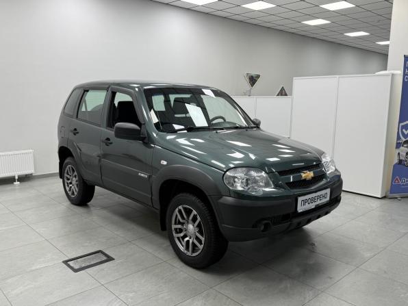 Chevrolet Niva I Рестайлинг с пробегом 2018 года, цена 850 000 рублей, 37275 км, внедорожник, Автокод Объявления