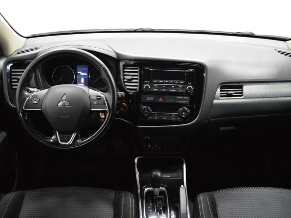 Mitsubishi Outlander III Рестайлинг 2 с пробегом 2017 года, цена 1 535 000 рублей, 171000 км, внедорожник, Автокод Объявления