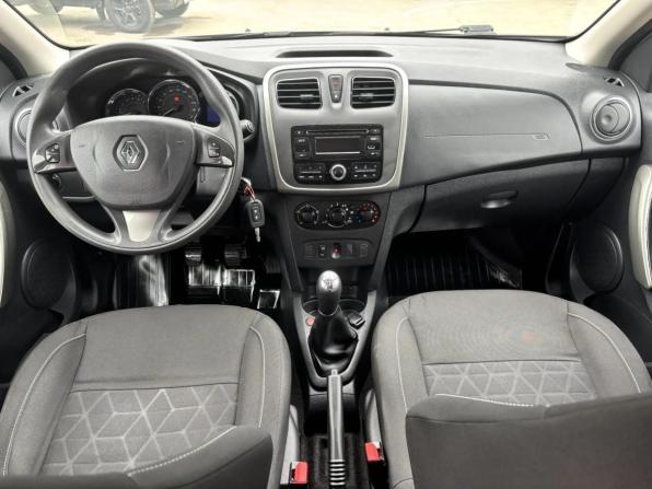 Renault Sandero II с пробегом 2018 года, цена 1 028 432 рубля, 75884 км, хэтчбек, Автокод Объявления