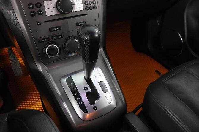 Opel Antara I с пробегом 2008 года, цена 633 000 рублей, 295000 км, внедорожник, Автокод Объявления