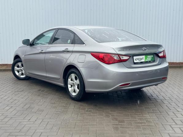 Hyundai Sonata VI (YF) с пробегом 2010 года, цена 1 050 000 рублей, 155000 км, седан, Автокод Объявления