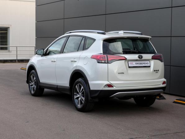 Toyota RAV4 IV (XA40) Рестайлинг с пробегом 2017 года, цена 2 898 000 рублей, 91970 км, внедорожник, Автокод Объявления