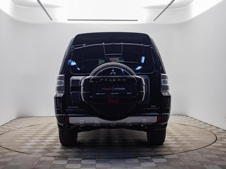 Mitsubishi Pajero IV Рестайлинг 1 Москва  - изображение 4