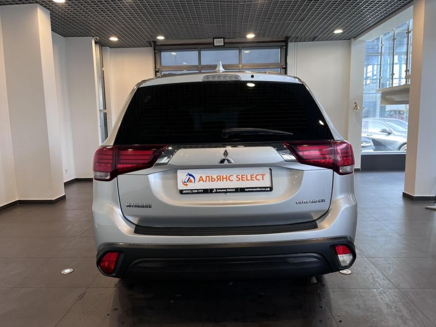Mitsubishi Outlander III Рестайлинг 3 Чебоксары  - изображение 4