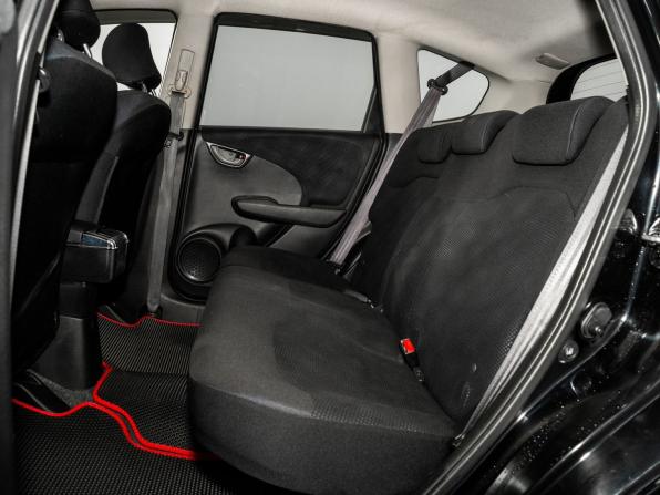 Honda Fit II с пробегом 2012 года, цена 785 000 рублей, 133073 км, хэтчбек, Автокод Объявления