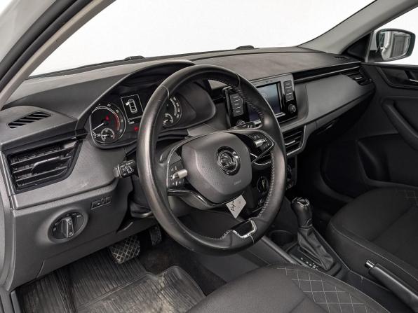 Skoda Rapid II с пробегом 2021 года, цена 1 320 000 рублей, 122508 км, лифтбек, Автокод Объявления