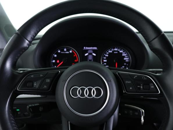 Audi A3 III (8V) Рестайлинг с пробегом 2020 года, цена 2 000 000 рублей, 96892 км, седан, Автокод Объявления