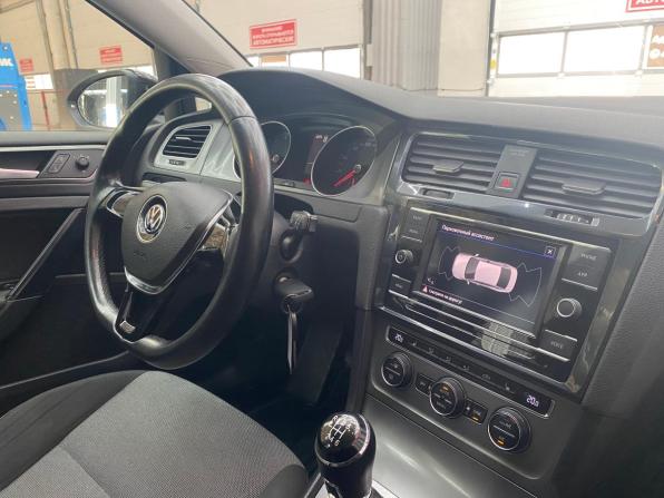 Volkswagen Golf VII с пробегом 2014 года, цена 1 300 000 рублей, 157000 км, хэтчбек, Автокод Объявления