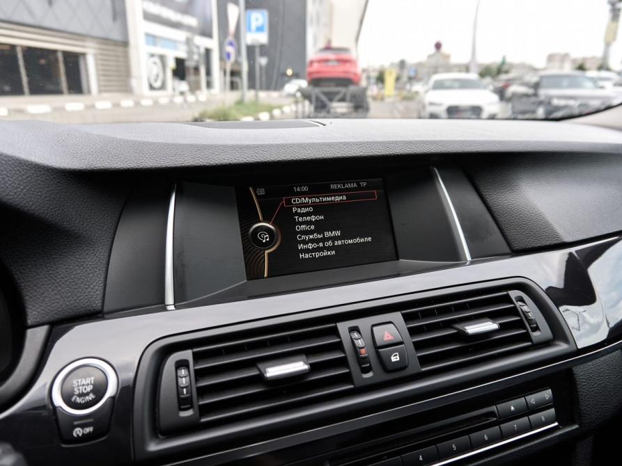 BMW 5 серии VI (F10/F11/F07) Рестайлинг Казань  - изображение 9