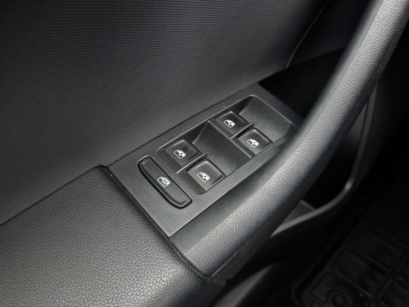 Volkswagen Polo VI с пробегом 2022 года, цена 1 688 000 рублей, 67074 км, лифтбек, Автокод Объявления