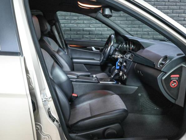 Mercedes-Benz C-Класс III (W204) Рестайлинг с пробегом 2012 года, цена 1 750 000 рублей, 146122 км, седан, Автокод Объявления
