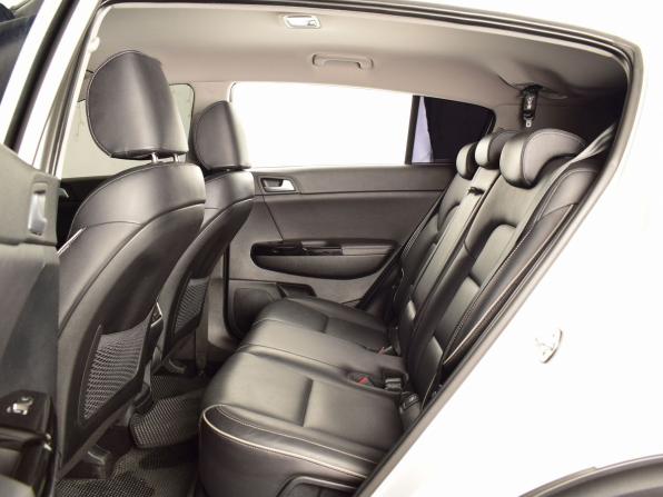 Kia Sportage IV Рестайлинг с пробегом 2021 года, цена 2 549 999 рублей, 84175 км, внедорожник, Автокод Объявления