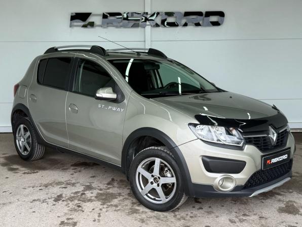 Renault Sandero II с пробегом 2017 года, цена 1 089 000 рублей, 75000 км, хэтчбек, Автокод Объявления
