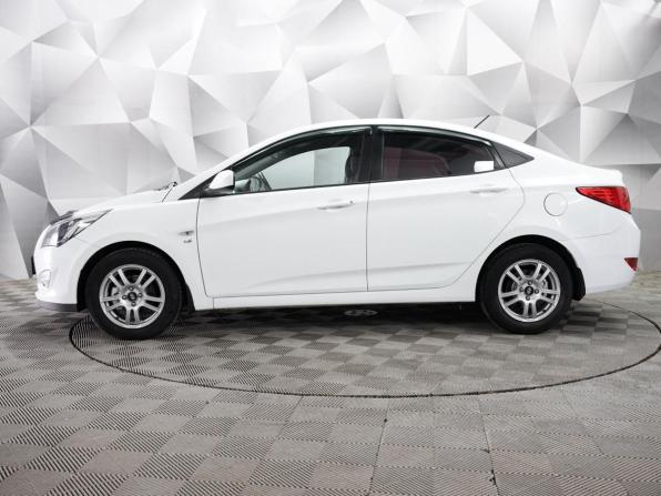 Hyundai Solaris I Рестайлинг с пробегом 2014 года, цена 890 000 рублей, 182000 км, седан, Автокод Объявления