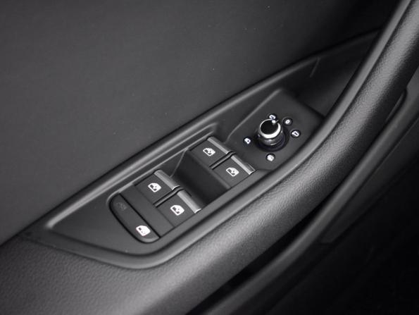 Audi A5 II (F5) Рестайлинг с пробегом 2020 года, цена 3 975 900 рублей, 87253 км, лифтбек, Автокод Объявления