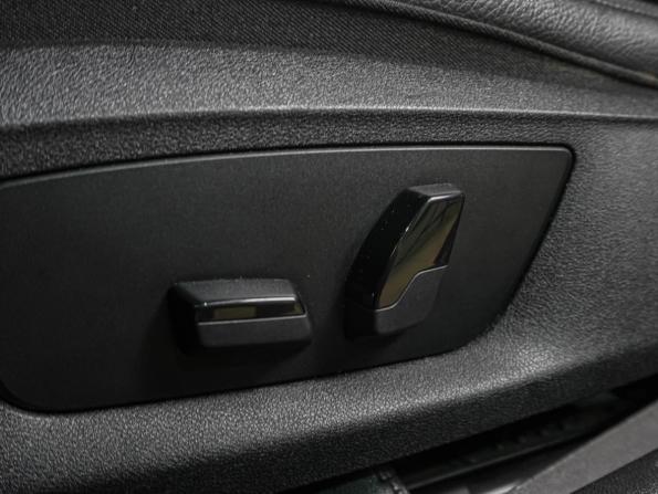 BMW 5 серии VII (G30/G31/G38) с пробегом 2019 года, цена 3 399 000 рублей, 132524 км, седан, Автокод Объявления