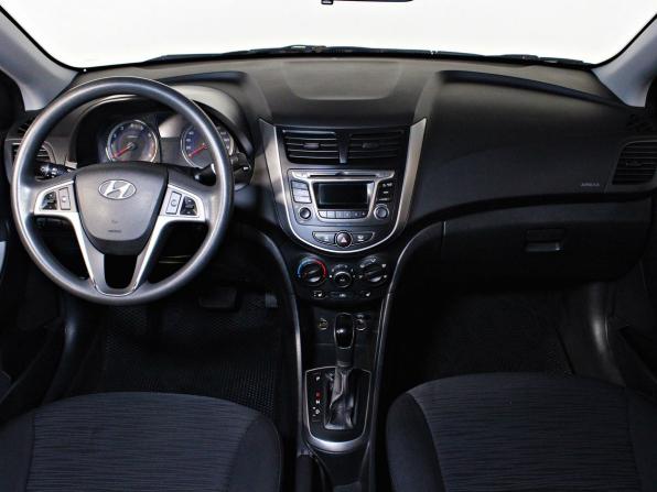 Hyundai Solaris I Рестайлинг с пробегом 2016 года, цена 957 000 рублей, 251261 км, седан, Автокод Объявления