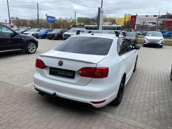 Volkswagen Jetta VI с пробегом 2013 года, цена 640 000 рублей, 232598 км, седан, Автокод Объявления