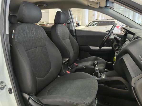 Kia Rio III с пробегом 2015 года, цена 875 000 рублей, 65970 км, хэтчбек, Автокод Объявления