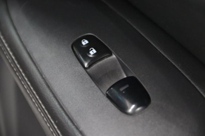 Nissan Pathfinder IV с пробегом 2015 года, цена 1 695 950 рублей, 227756 км, внедорожник, Автокод Объявления