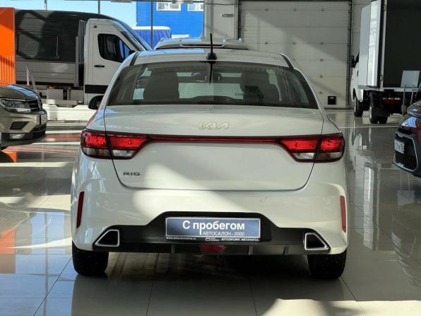 Kia Rio IV Рестайлинг с пробегом 2021 года, цена 1 450 000 рублей, 93435 км, седан, Автокод Объявления