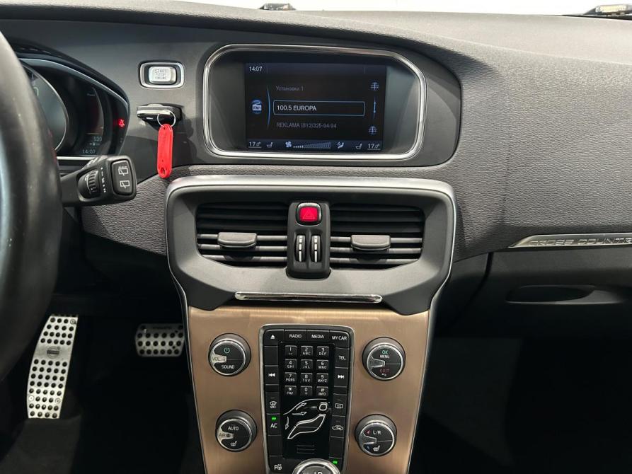 Volvo V40 Cross Country I Санкт-Петербург  - изображение 18