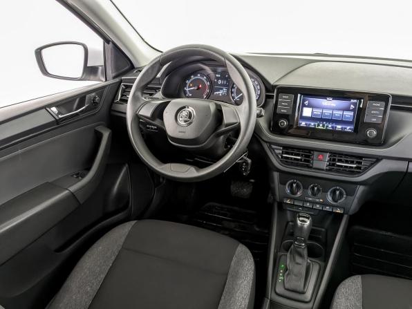Skoda Rapid II с пробегом 2021 года, цена 1 200 000 рублей, 172310 км, лифтбек, Автокод Объявления