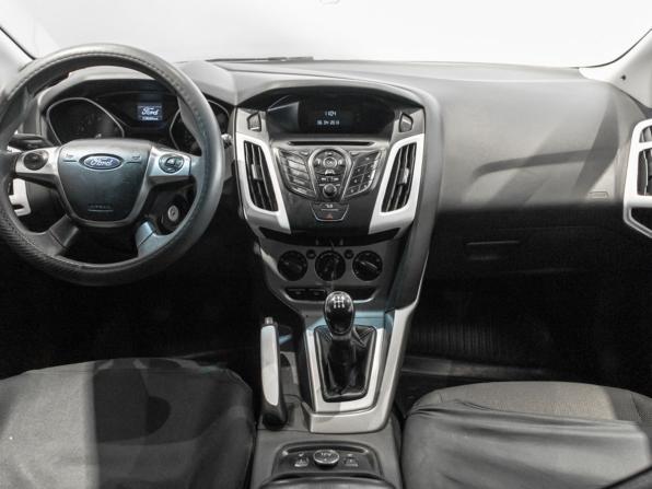 Ford Focus III с пробегом 2012 года, цена 560 000 рублей, 237800 км, хэтчбек, Автокод Объявления