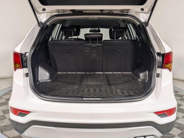 Hyundai Santa Fe III Рестайлинг с пробегом 2017 года, цена 2 169 500 рублей, 167000 км, внедорожник, Автокод Объявления