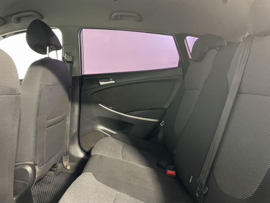 Hyundai Solaris I Великий Новгород  - изображение 9
