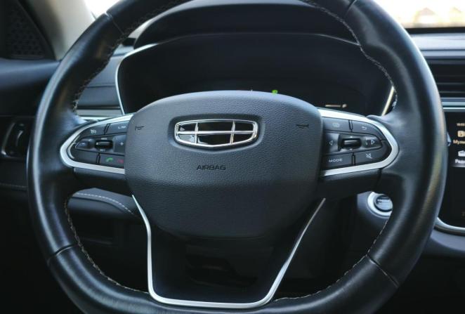 Geely Atlas Pro с пробегом 2023 года, цена 2 149 000 рублей, 45156 км, внедорожник, Автокод Объявления