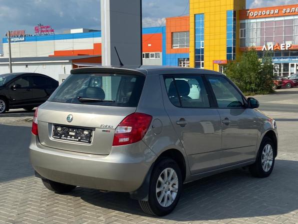 Skoda Fabia II Рестайлинг с пробегом 2012 года, цена 700 000 рублей, 189429 км, хэтчбек, Автокод Объявления
