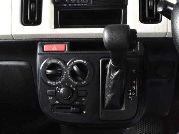 Suzuki Alto VIII (HA36) с пробегом 2017 года, цена 499 995 рублей, 141507 км, хэтчбек, Автокод Объявления