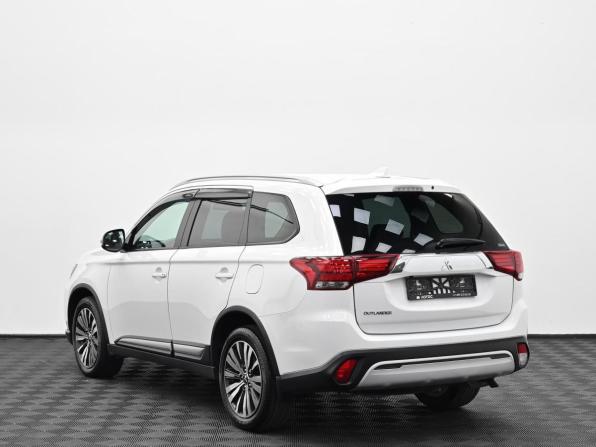 Mitsubishi Outlander III Рестайлинг 3 с пробегом 2020 года, цена 1 999 000 рублей, 287000 км, внедорожник, Автокод Объявления
