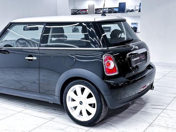 Mini Hatch II (R56) Рестайлинг с пробегом 2011 года, цена 1 200 000 рублей, 64789 км, хэтчбек, Автокод Объявления