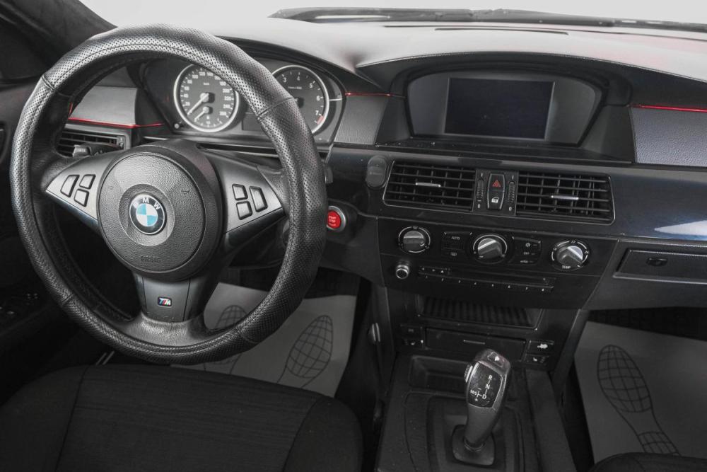 BMW 5 серии V (E60/E61) Рестайлинг Кемерово  - изображение 13