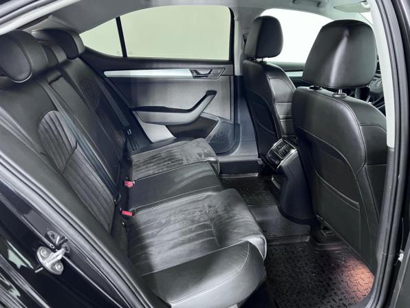 Skoda Superb III с пробегом 2017 года, цена 1 650 000 рублей, 143974 км, лифтбек, Автокод Объявления