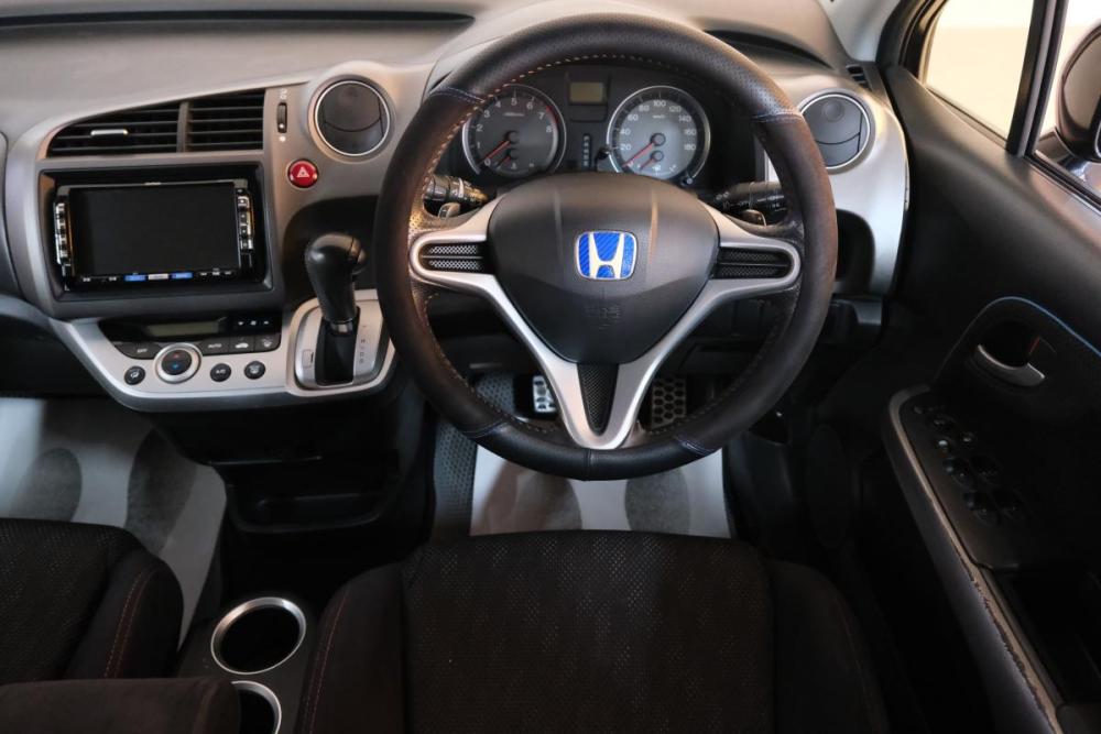 Honda Stream II Рестайлинг Омск  - изображение 11