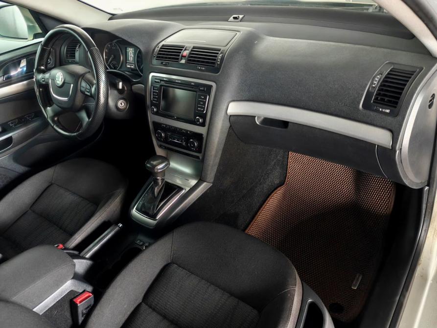 Skoda Octavia II (A5) Рестайлинг Москва  - изображение 11