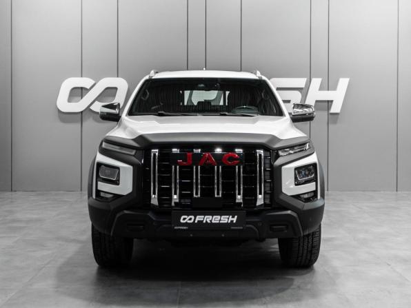JAC T9 с пробегом 2024 года, цена 3 300 000 рублей, 5158 км, offers.body_type.unknown, Автокод Объявления