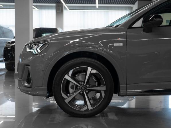 Audi Q3 II (F3) с пробегом 2025 года, цена 4 950 000 рублей, 33 км, внедорожник, Автокод Объявления