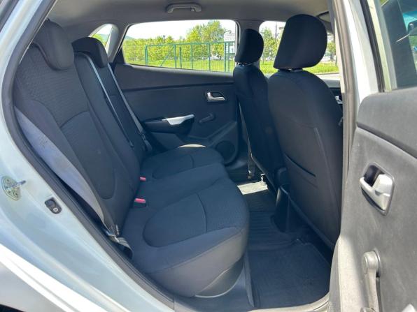 Kia Rio III с пробегом 2012 года, цена 770 000 рублей, 175000 км, хэтчбек, Автокод Объявления